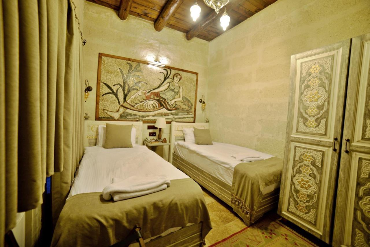 Caftan Cave Suites 格雷梅 外观 照片