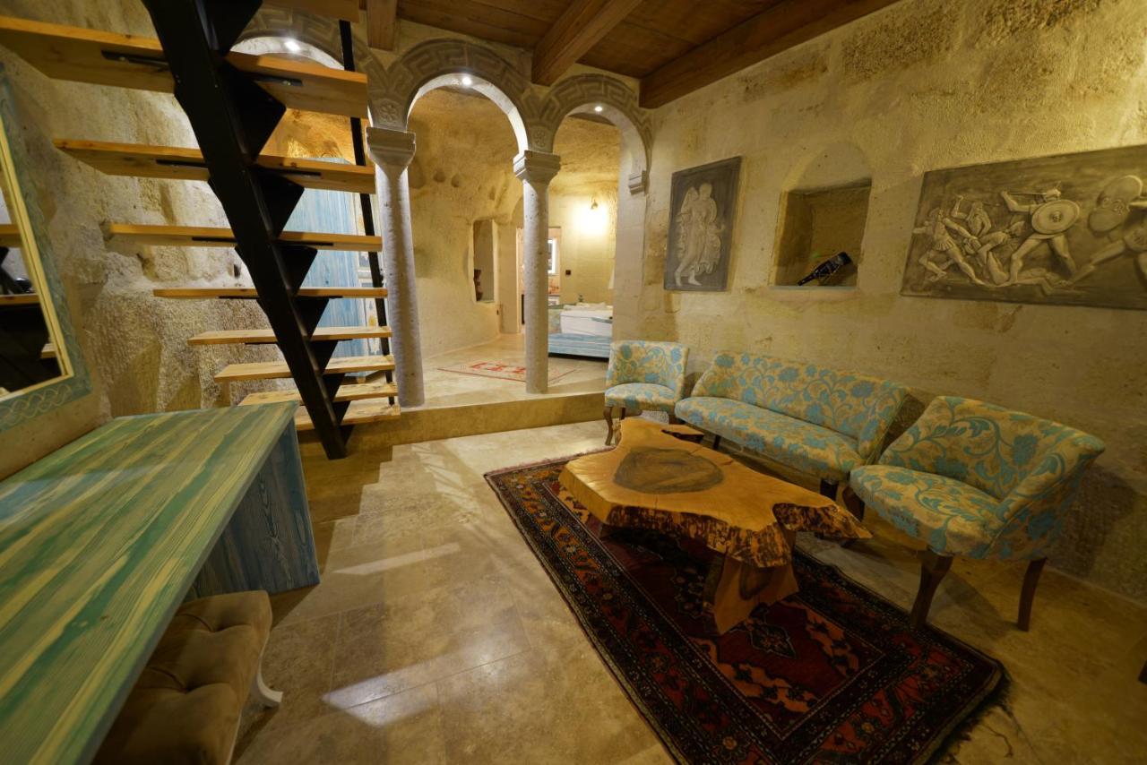 Caftan Cave Suites 格雷梅 外观 照片